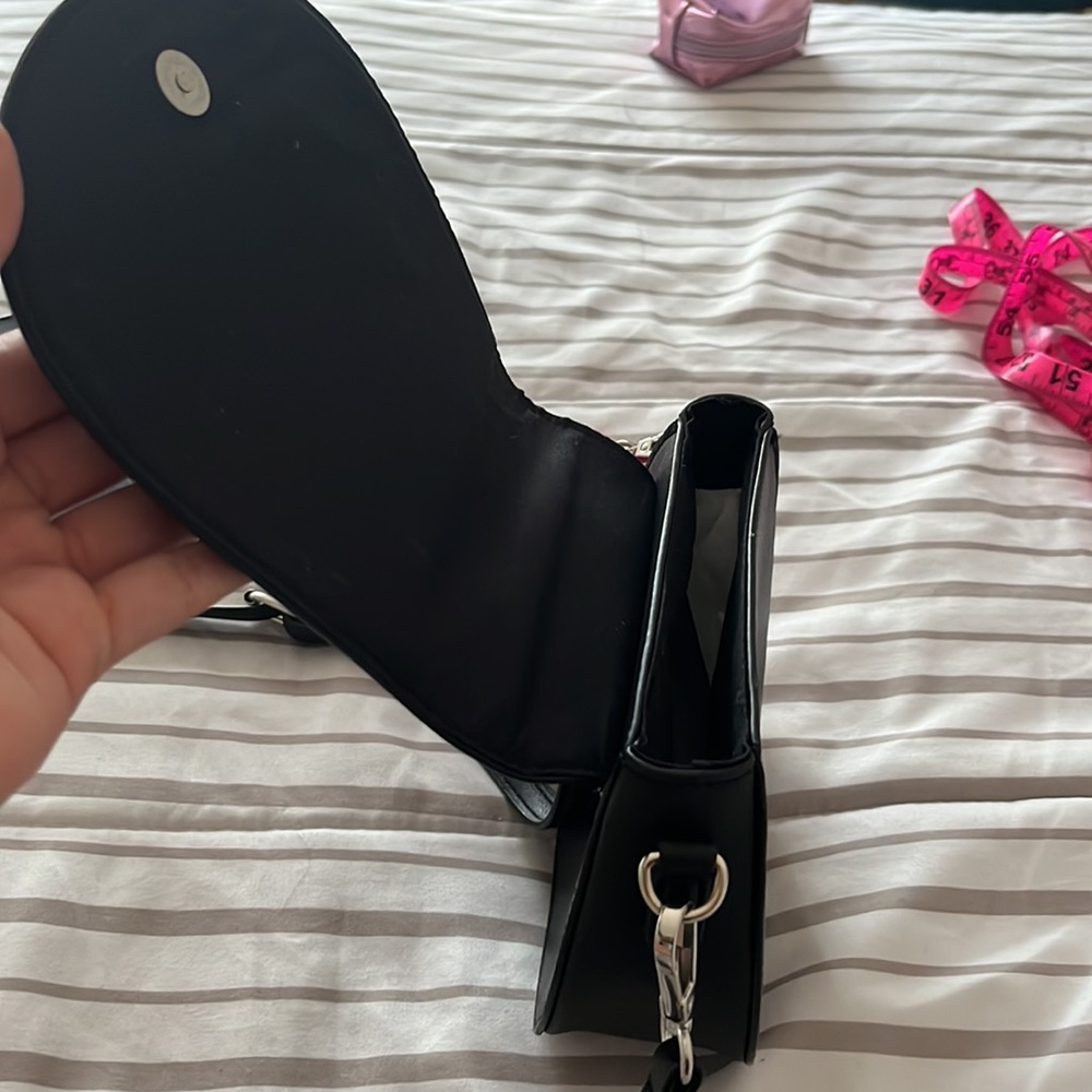 Bag - Picture 3 of 5